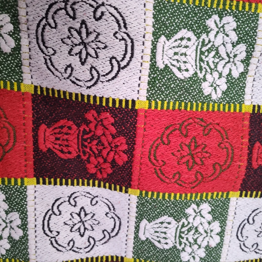 Tapestry Style Woven Table Cloth 61